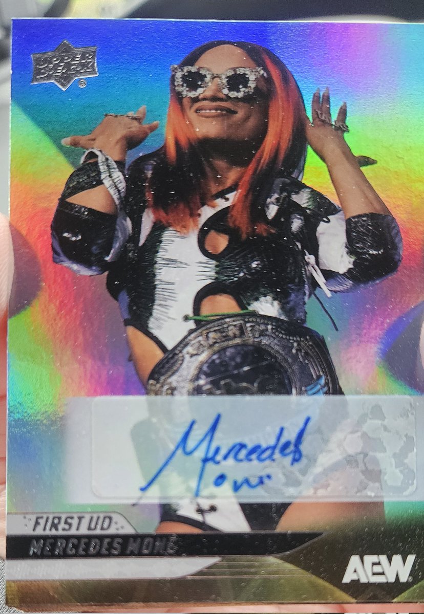 TheWuWu's tweet image. Marcus bought me a blaster box of 2025 @AEW @UpperDeckSports from Target for Fathers Day. I just opened it! In shock &amp;amp; shaking!!!!! 🤯🤯🤯🤯🤯 OMG! Pulled an autographed @MercedesVarnado #MercedesMoné card! THIS NEVER HAPPENS TO ME! A PULL OF THIS EPIC LEGENDARINESS! #CEOCEOCEO