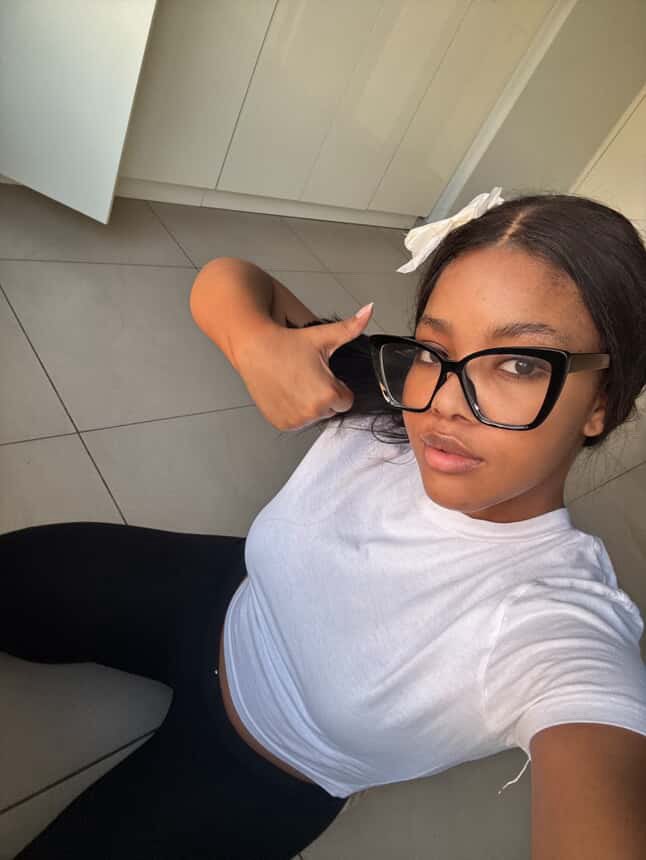 Bella stan account (@ludumoore) on Twitter photo Y’all my baby is a big girl now and she’s doing big things I’m super proud of you <a href="/liemapantsi/">LIEMA PANTSI #BELLSnWHISTLES 🔔</a> 😍😍🌸.
#LiemaPantsi Y’all my baby is a big girl now and she’s doing big things I’m super proud of you <a href="/liemapantsi/">LIEMA PANTSI #BELLSnWHISTLES 🔔</a> 😍😍🌸.
#LiemaPantsi