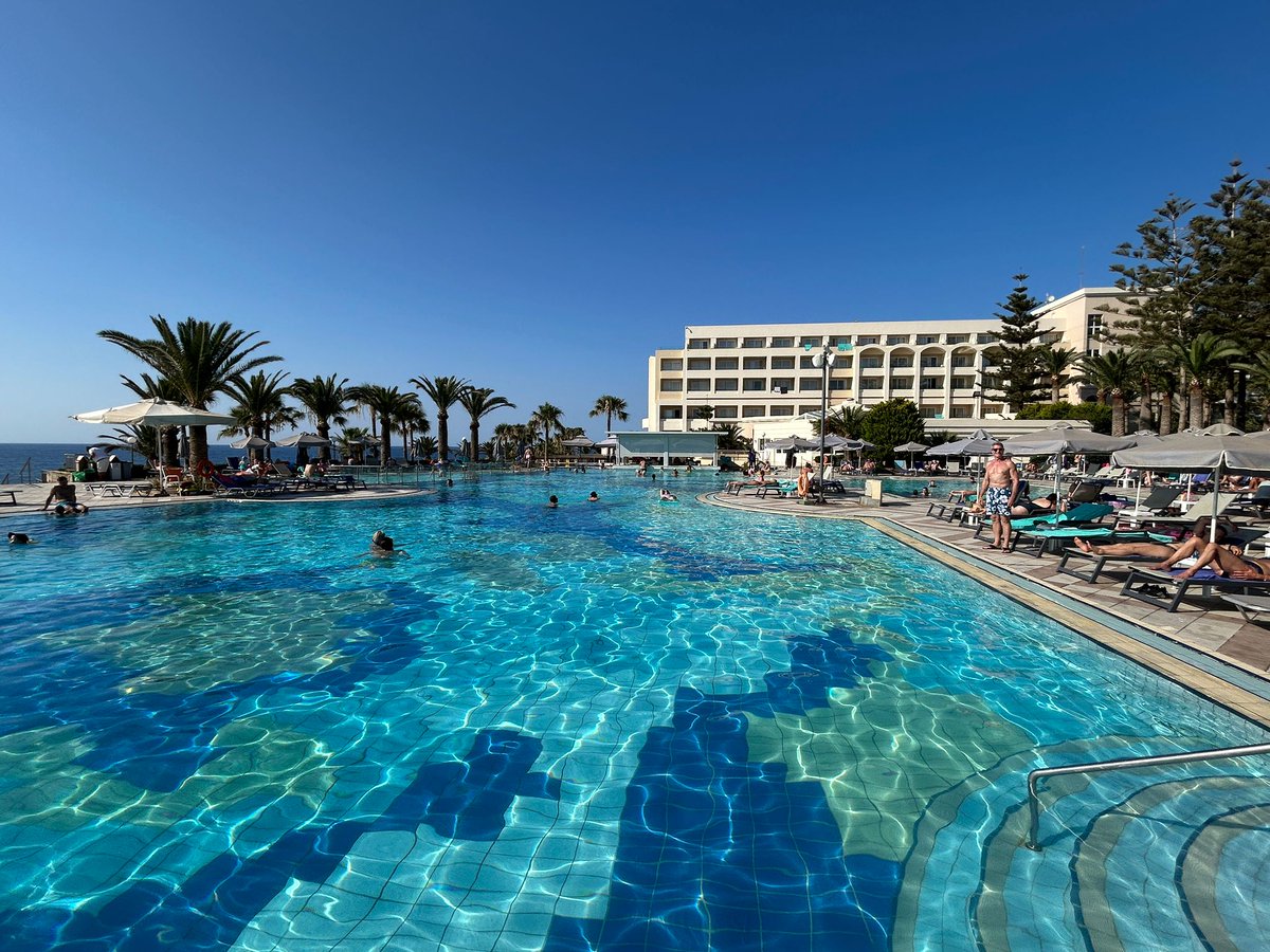 Tom Wesolowski (@twesolowski) on Twitter photo I am looking forward to spend the next few days with my <a href="/bubble/">Bubble</a> friends in a beautiful #bubblegreekhouse organized by <a href="/_sarahesteve/">Sarah Esteve</a> 😍☀️🏖️ I am looking forward to spend the next few days with my <a href="/bubble/">Bubble</a> friends in a beautiful #bubblegreekhouse organized by <a href="/_sarahesteve/">Sarah Esteve</a> 😍☀️🏖️