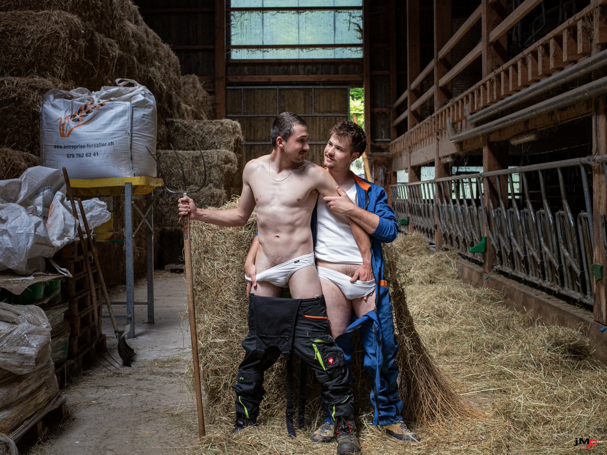 the farm boys 🧑‍🌾
#farm #gaycouple #sexy
more on instagram &amp; onlyfans 🔞
