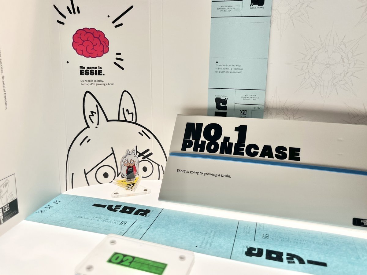 zerotwork's tweet image. I designed the packaging for my OC phone case. I really love this brain-themed design. There's a popular internet meme in China that goes, "My head is so itchy, I'm afraid I won't grow a brain." The material, craftsmanship, and packaging design of this phone case are all based on…