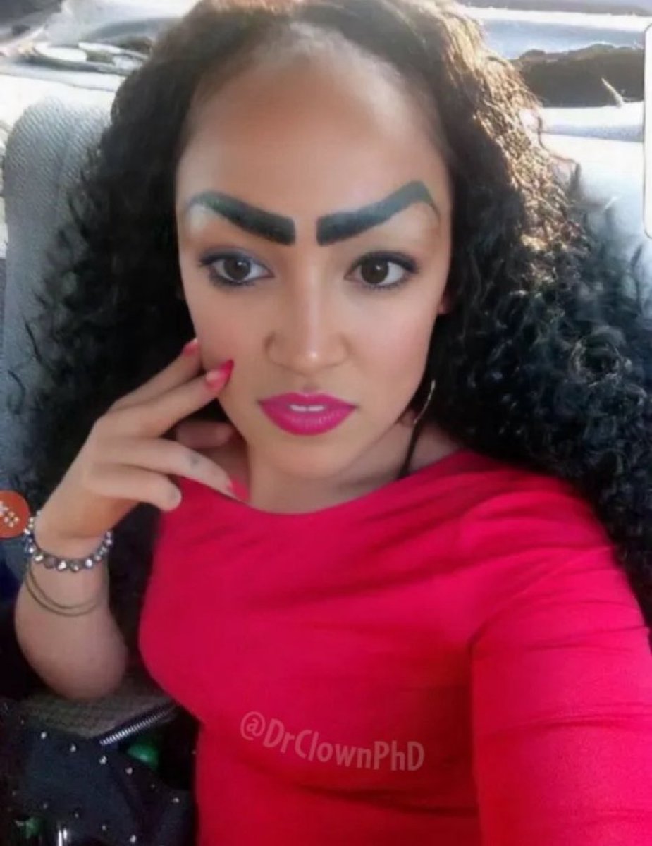 1GodOfMeme's tweet image. “When I get on the internet… sometimes eyebrows.” 

#SmartDefi #FegToken