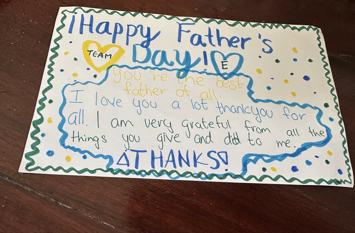 Muchas felicidades a todos los papás en su día desde este rinconcito de #Tamaulipas #CdMadero 🤗, muy feliz con estos detalles y apapachos de mis hijas = a pila recargada #aDarle! ✅