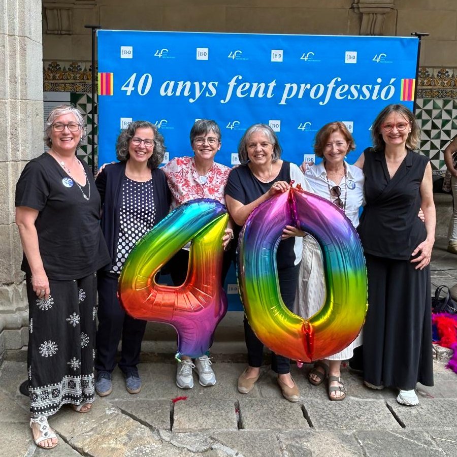 Felicitem el @COBDC pels seus 40 anys!
Ja en fa 22 que <a href="/grupgics/">GICS</a> és grup de treball del #COBDC, compartint el compromís per la gestió de la informació i el coneixement, nosaltres en l’àmbit de la #salut.
Un plaer ser a la celebració i formar part d’aquesta comunitat! #COBDC40anys