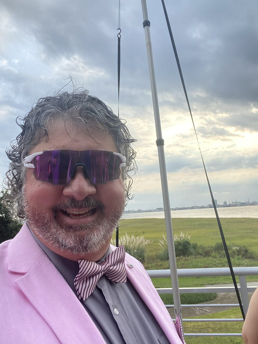 MalloreeSexton's tweet photo. Happy Father’s Day to the best dad ever! Hope you’re having an amazing day at the beach! Thanks for all that you do, love you!  @jseck14 https://t.co/FQorSNIwUx