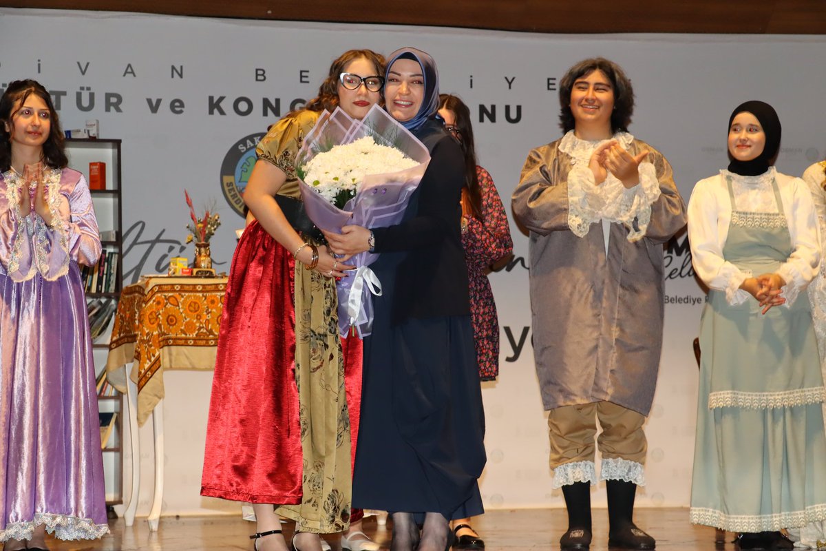 “Hastalık Hastası” Tiyatro Oyunu Sahnelendi.

Cemil Meriç Sosyal Bilimler Lisesi öğrencilerimiz Molière’in “Hastalık Hastası” adlı tiyatro oyununu, Serdivan Belediyesi Kültür ve Kongre Salonu’nda sahneledi.

Gösterime, Milletvekilimiz ve TBMM Kadın Erkek Fırsat Eşitliği Komisyonu