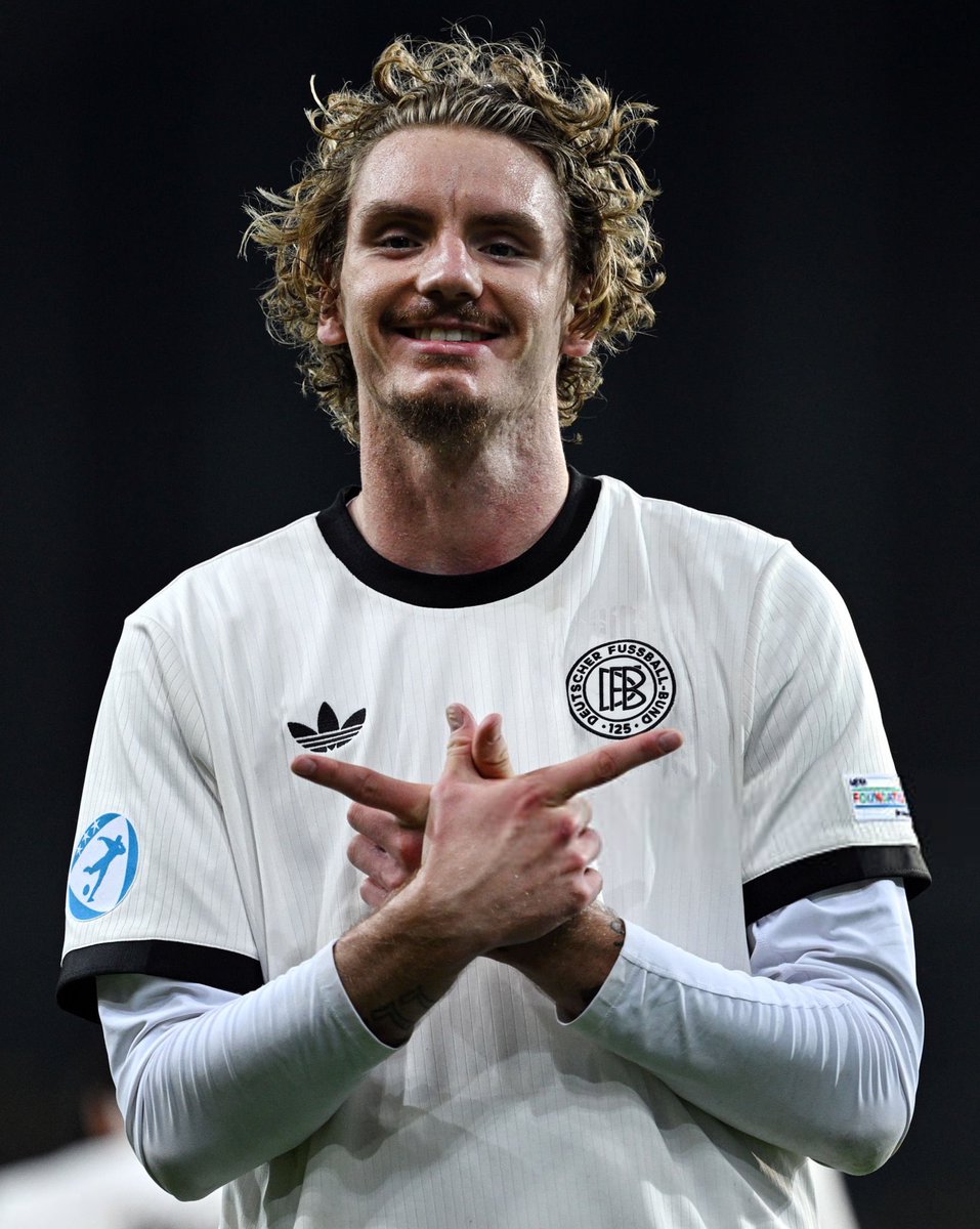🇩🇪 Nick Woltemade, U21 Avrupa Şampiyonası’nı domine ediyor!

Grup aşamasında 2 maç, 4 gol 2 asist. 🔥

Ayrıca bu 2 maçta (Slovenya U21 &amp; Çekya U21) sahada kaldığı 180 dakikada toplam 6 kilit pas verdi! 🎯

#U21EURO