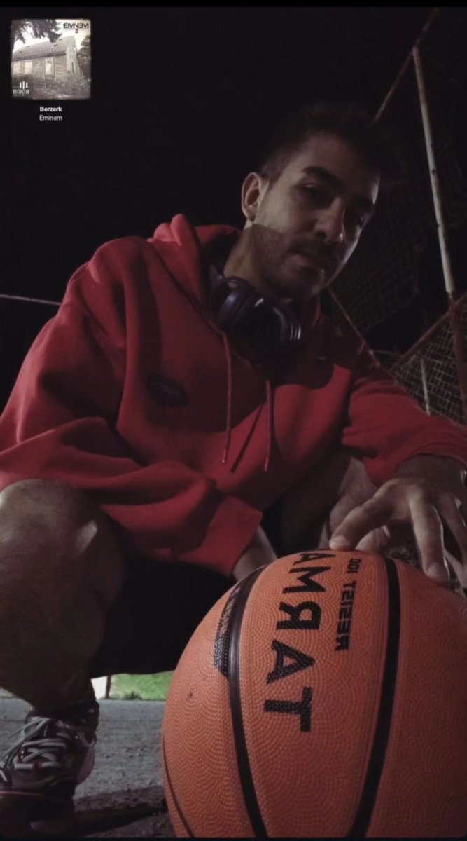 Ne demiştik, Gece, listeden çalan bir şarkı ve bir basket topu 🏀🌃💫