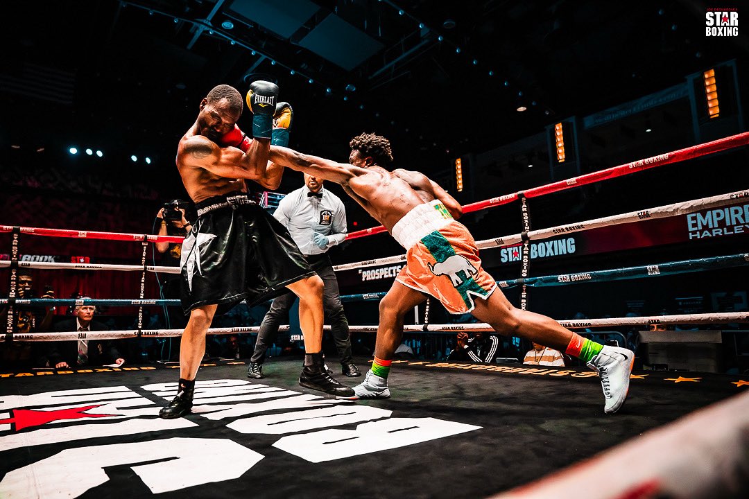 StarBoxing's tweet photo. Pro Debut ✅…

Sharif ‘The One’ Oné is going to be a force to be reckoned with!!! 👊

#starboxing #prodebut #theone #nyboxing #empireharley #fightbook https://t.co/qCldyVc9Av
