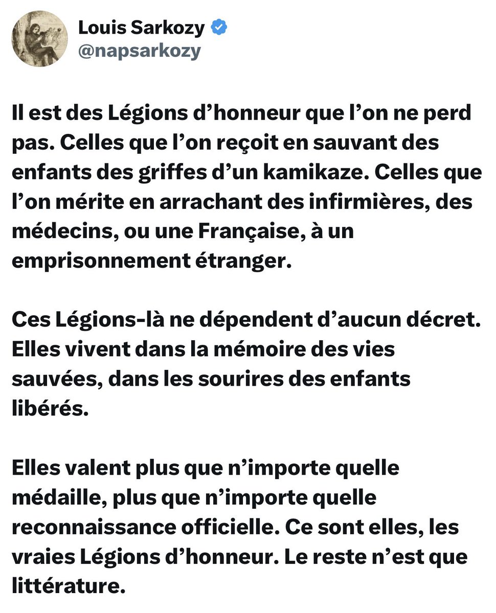 Il est des dates "inoubliables"...
- 13 mai 1993... Des heures d'angoisse pour les écoliers kidnappés par Human Bomb mais aussi pour #NicolasSarkozy jusqu'à ce qu'il nous appelle pour nous rassurer...
- 28 avril 1997... Un autre appel de #NicolasSarkozy , cette fois pour nous