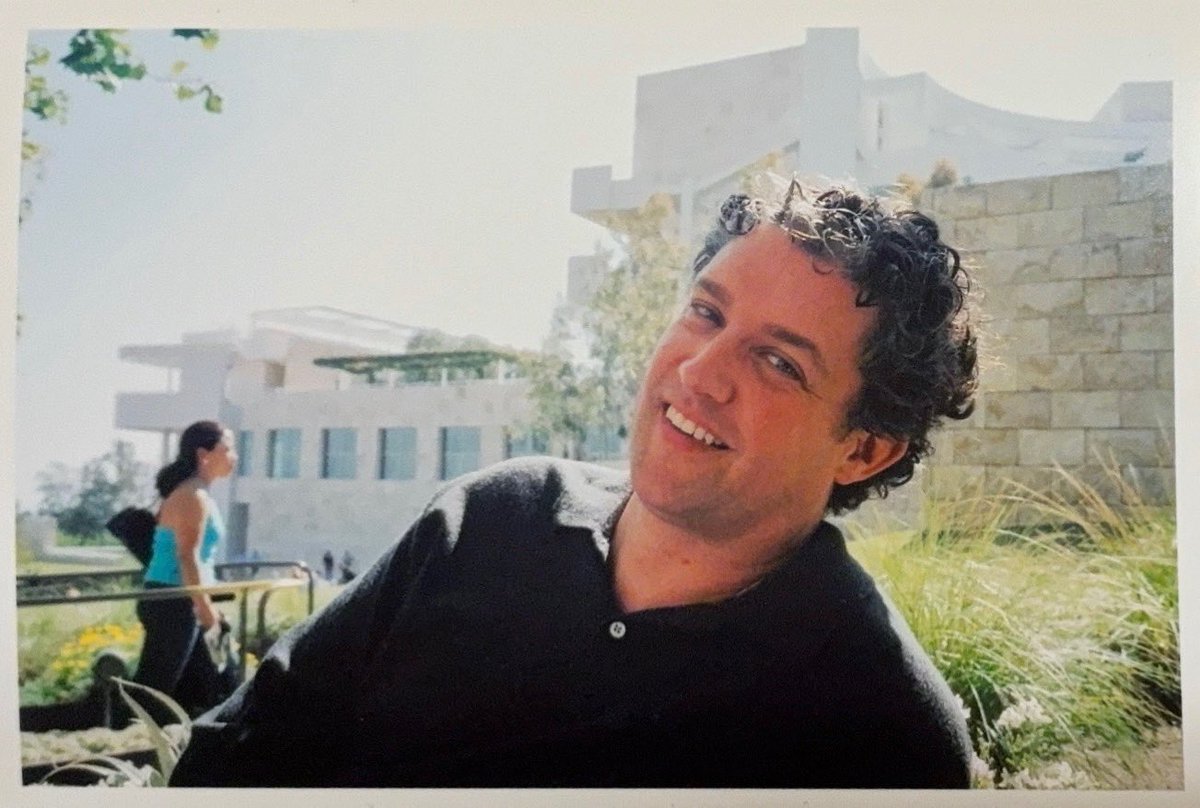 Happy Father’s Day to the legend that is <a href="/AlJean/">Al Jean</a>! We have a special guest tweeter today - his baby girl, Violet. Take it away V:
To the smartest and funniest Dad around, Happy Father’s Day! We are a little scared of the amount of times you’ve seen the movie Oppenheimer. ❤️