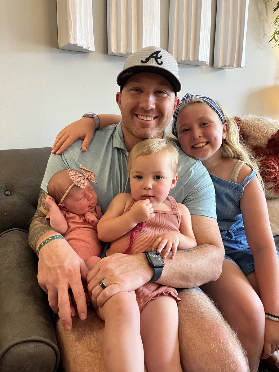 Edward Hooper tweet media