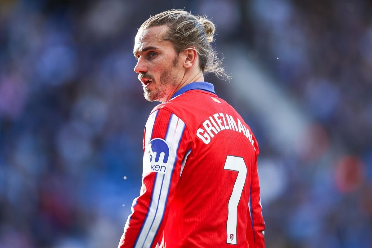 Atleti Francia 🇫🇷 (@atletifrancia) on Twitter photo 📊 Les 17 derniers matchs d'Antoine Griezmann avec l’Atlético de Madrid :
⏱️ 998 minutes
⚽️ 0 BUT
😐😐😐
🔗 <a href="/statmusefc/">StatMuse FC</a> 📊 Les 17 derniers matchs d'Antoine Griezmann avec l’Atlético de Madrid :
⏱️ 998 minutes
⚽️ 0 BUT
😐😐😐
🔗 <a href="/statmusefc/">StatMuse FC</a>