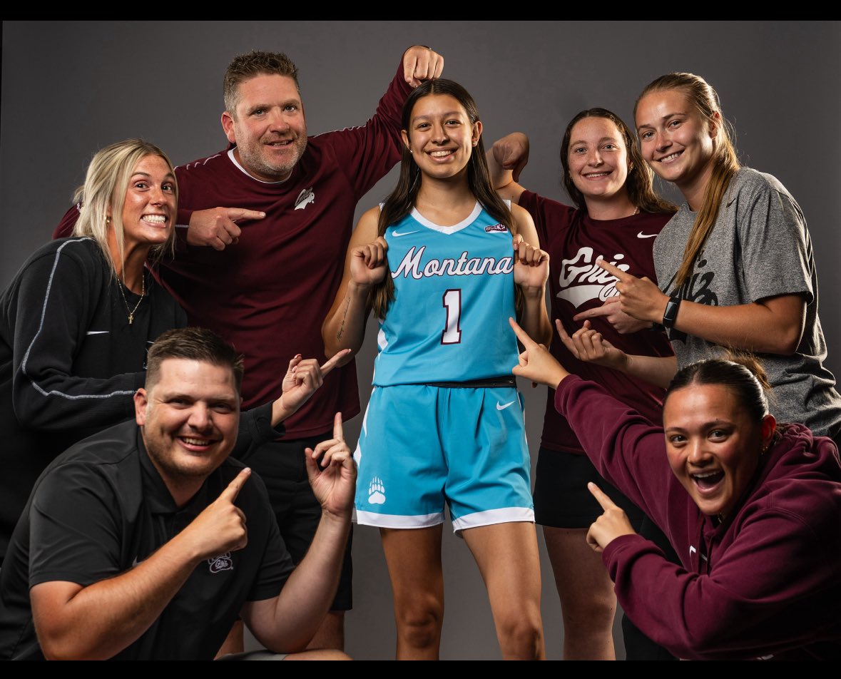 AshlanCC1's tweet photo. Thank you Coach Harris and staff for a great visit! @MontanaGrizWBB https://t.co/5nG2IE3Zfx