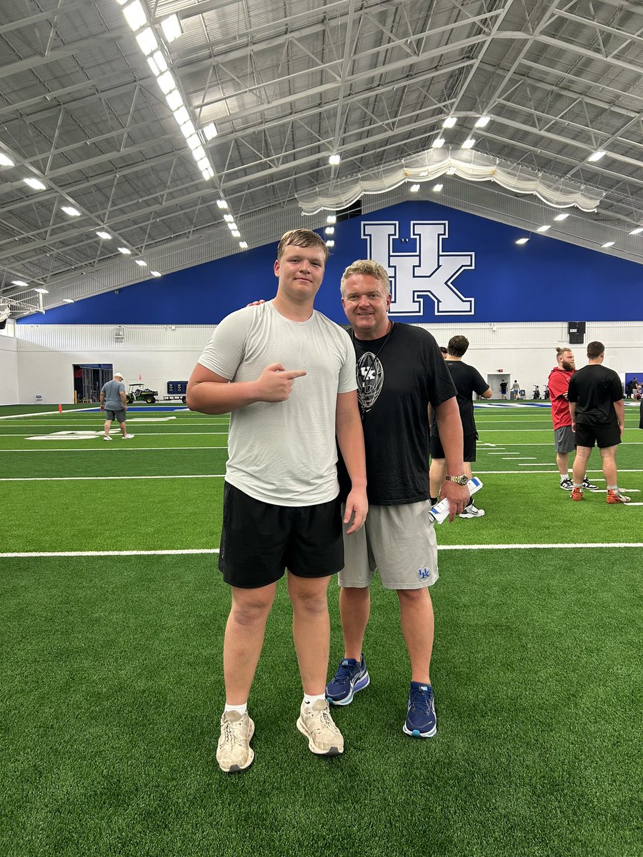 I had a great camp at Kentucky today!! Thank you Coach Wolford for working with me and <a href="/CoachC_Collins/">Chris Collins</a>  for getting me up here!!
<a href="/BoiterMark/">Mark Boiter</a> 
<a href="/coachmcbride34/">Hunter McBride</a> 
<a href="/RoHo2727/">Rodney Jay Holder</a> 
<a href="/HarlemFootball/">Harlem Bulldogs Football</a>