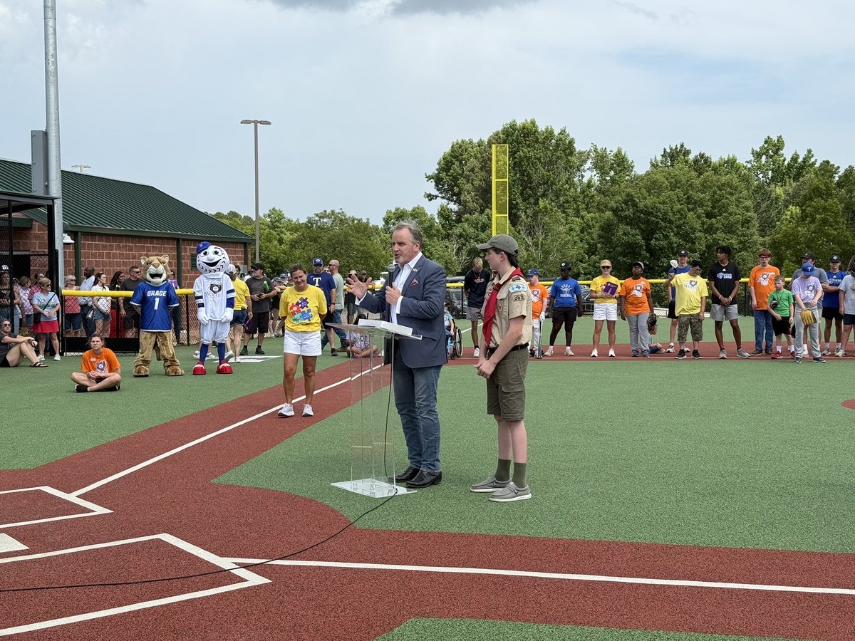 What a joy it was participating in the ribbon cutting for the Miracle League of Tyler, a baseball field for athletes with special needs.

I couldn’t be prouder of our community for coming together to create a place where every child gets to play a team sport.