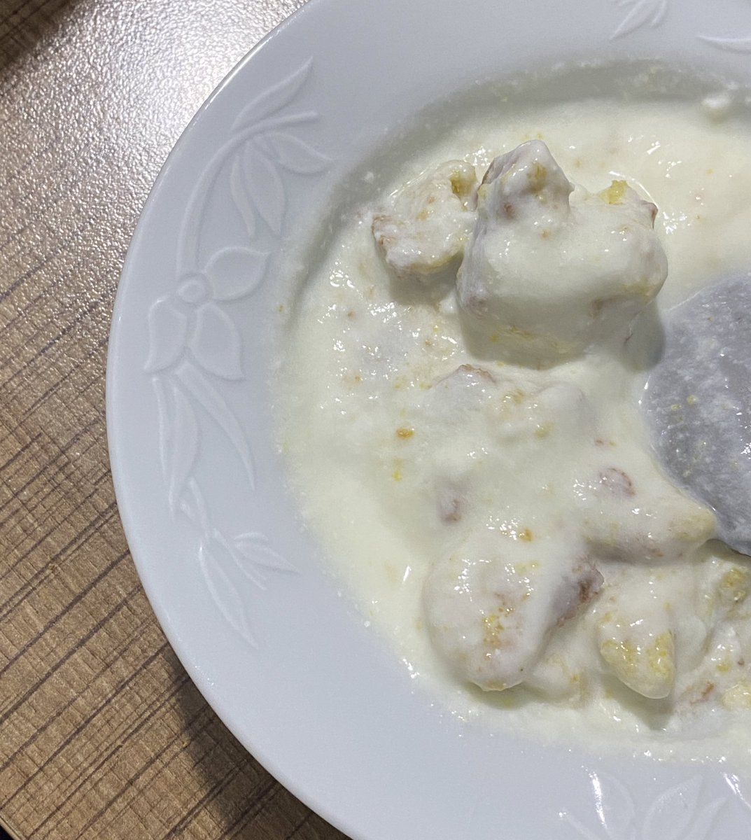 oyle tropikal meyve salatasi gibi bir sey iste