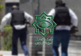 warsurv's tweet image. 🇮🇷💥🇮🇱 A senior Mossad operative has been captured by Iranian security forces while attempting to escape through Baneh.

#Mossad #IranSecurity #IsraelIranConflict #SpyCaptured #Baneh #MiddleEastTensions #BreakingNews