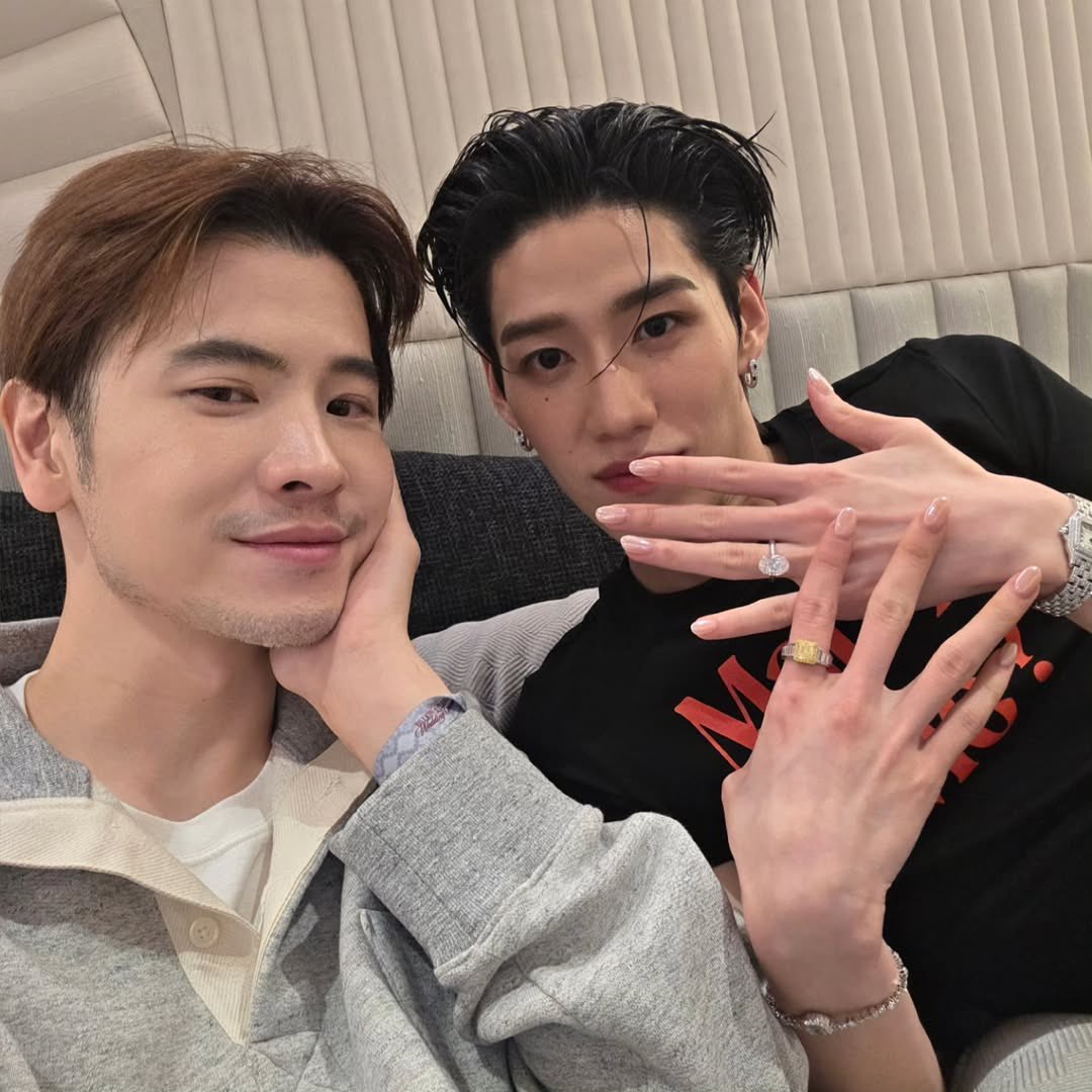 น้องพีพีกับรูปอวดแหวน กี้สๆๆๆ นี่แหละที่รอมานาน ได้เห็นแล้ว😭

 #BKPPWeddingConcert_D3