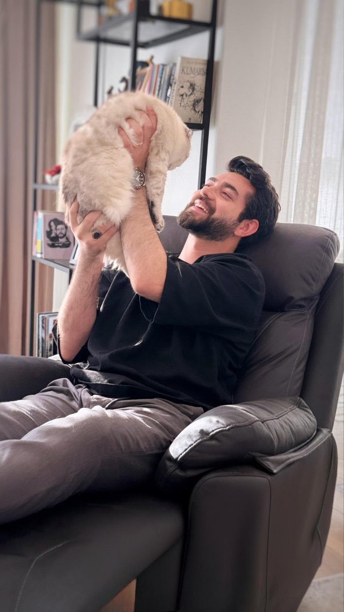 #BarışBaktaş ve sevimli dostu ❤