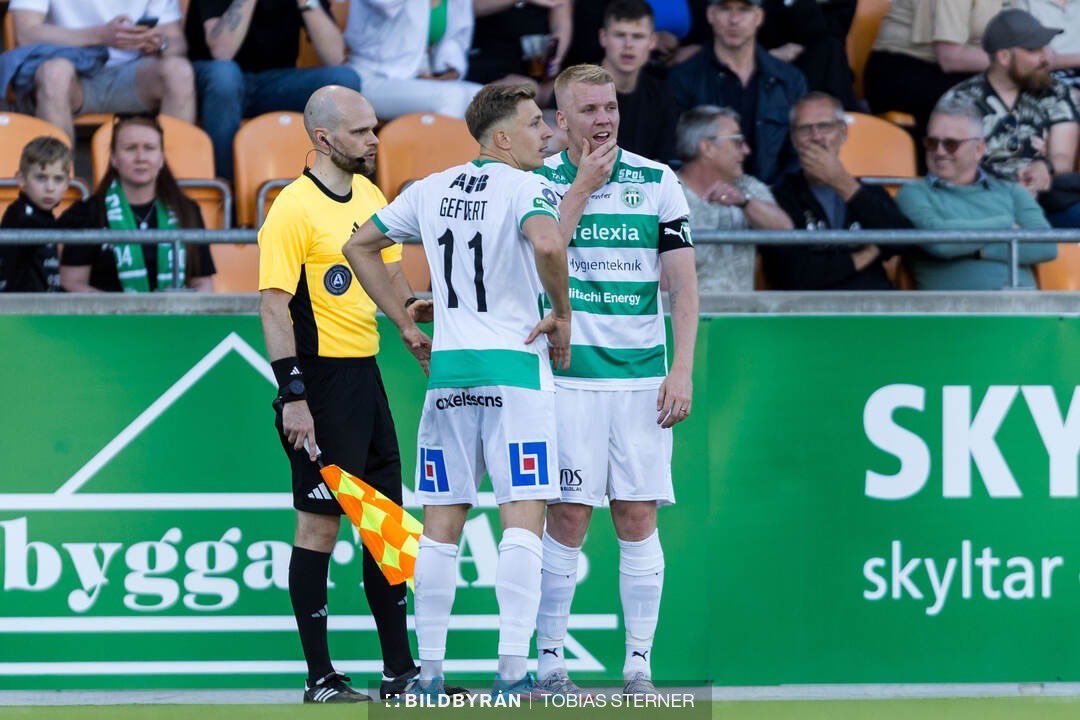 Värdelöst med förlust! 

Men att den här killen får göra comeback efter 1 års krigande gör mig väldigt glad. Har sett hur mycket du vill det här och hur du har krigat! Ser framemot att dela högerflanken med dig igen sen⭐️💪🏾🐺