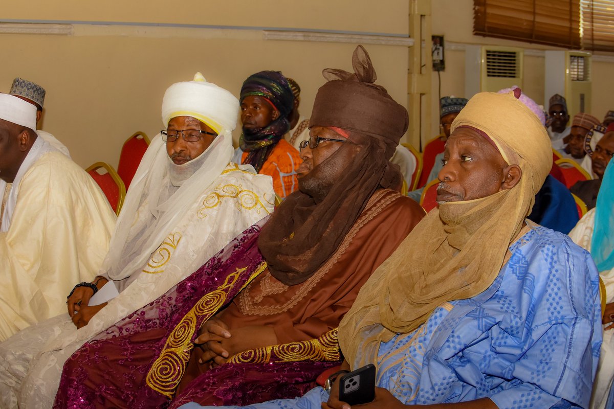 KanoPastoral's tweet image. KSADP funded by #IsDB & #LLF, engaged stakeholders ahead of commencement of the demarcation, monumentation & gazettement of 1, 950 km stock routes in Kano. This is critical for managing livestock movement, mitigating farmers-herdsmen conflict & facilitating sustainable land use.