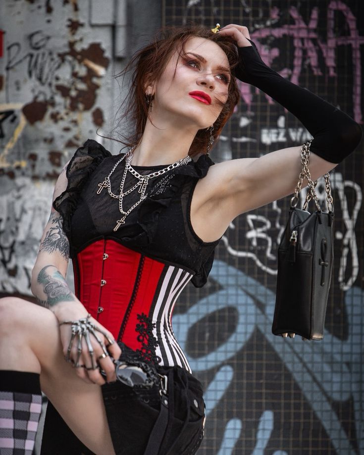 #Punk + #Goth + #Kink + #LGBT + #MYSTERY = the #AwardWinning #KinkNoir series

Get it here: buff.ly/GFJknEq 

#kinky #fetish #BDSM #alternative #NonTraditional #CrimeFiction #thriller #NOIR
