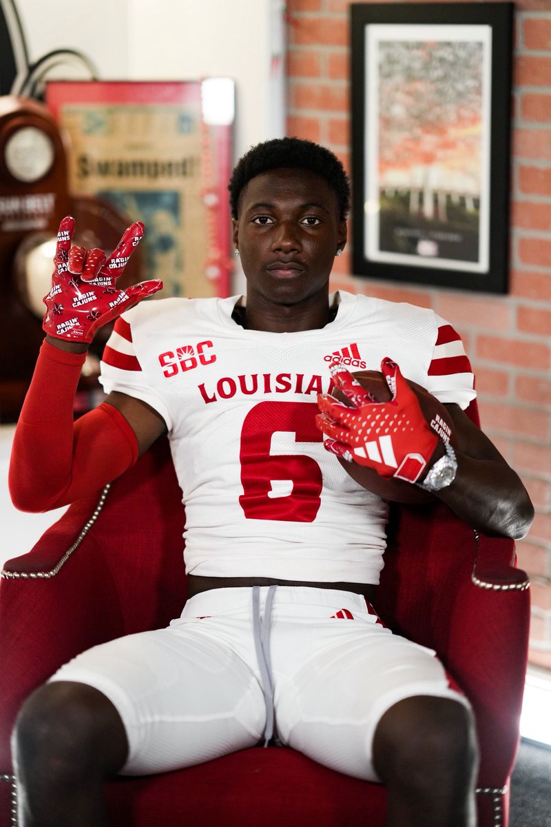 tysliljoe's tweet image. I thank God for this growth, I come from nothing; they can have what I got❤️🤟🏾 #Gocajuns❤️❤️ @CoachMGiuliani