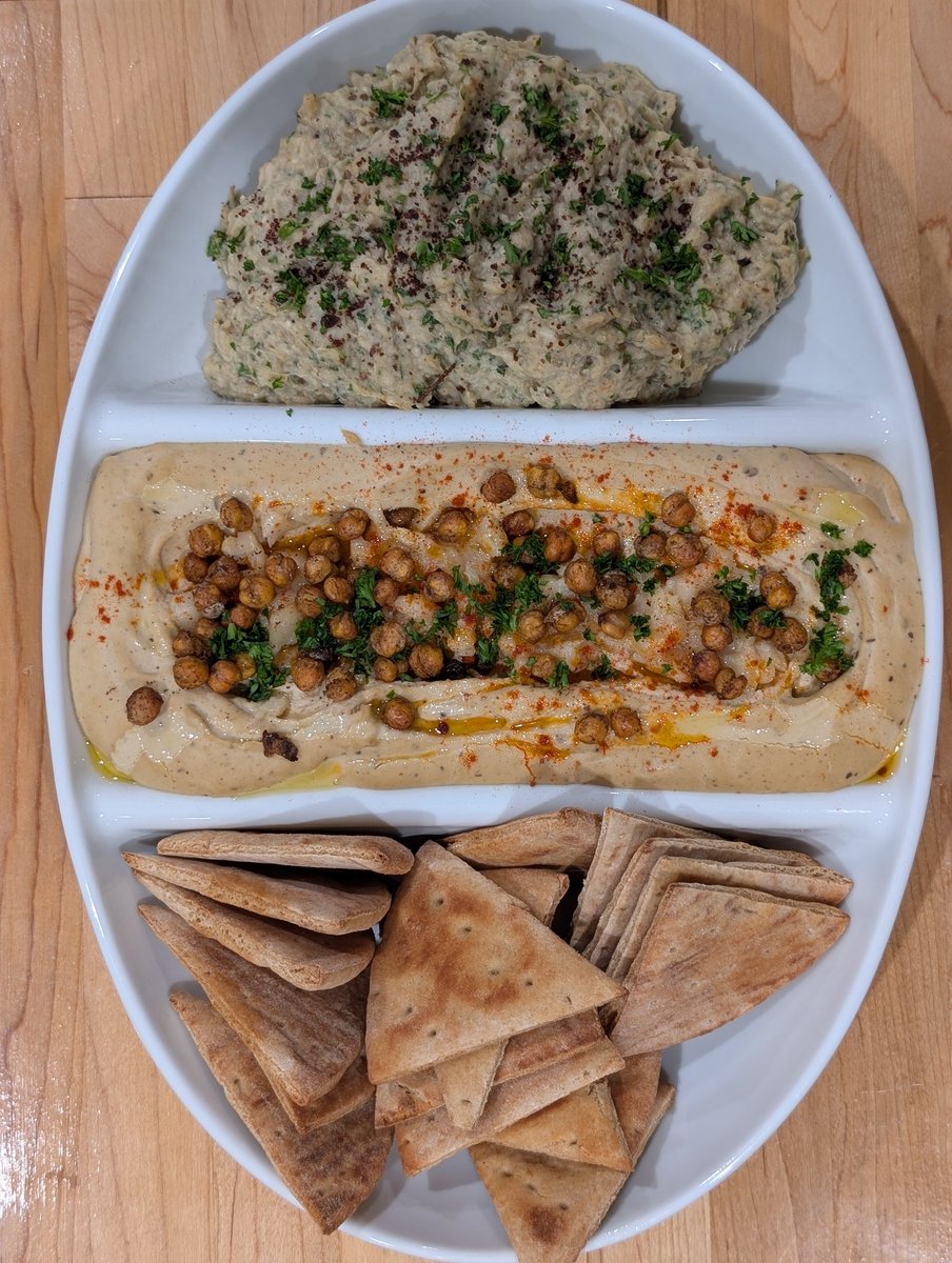 kelli_mae's tweet image. Another catering gig with @ErikJimenezNV in the books!