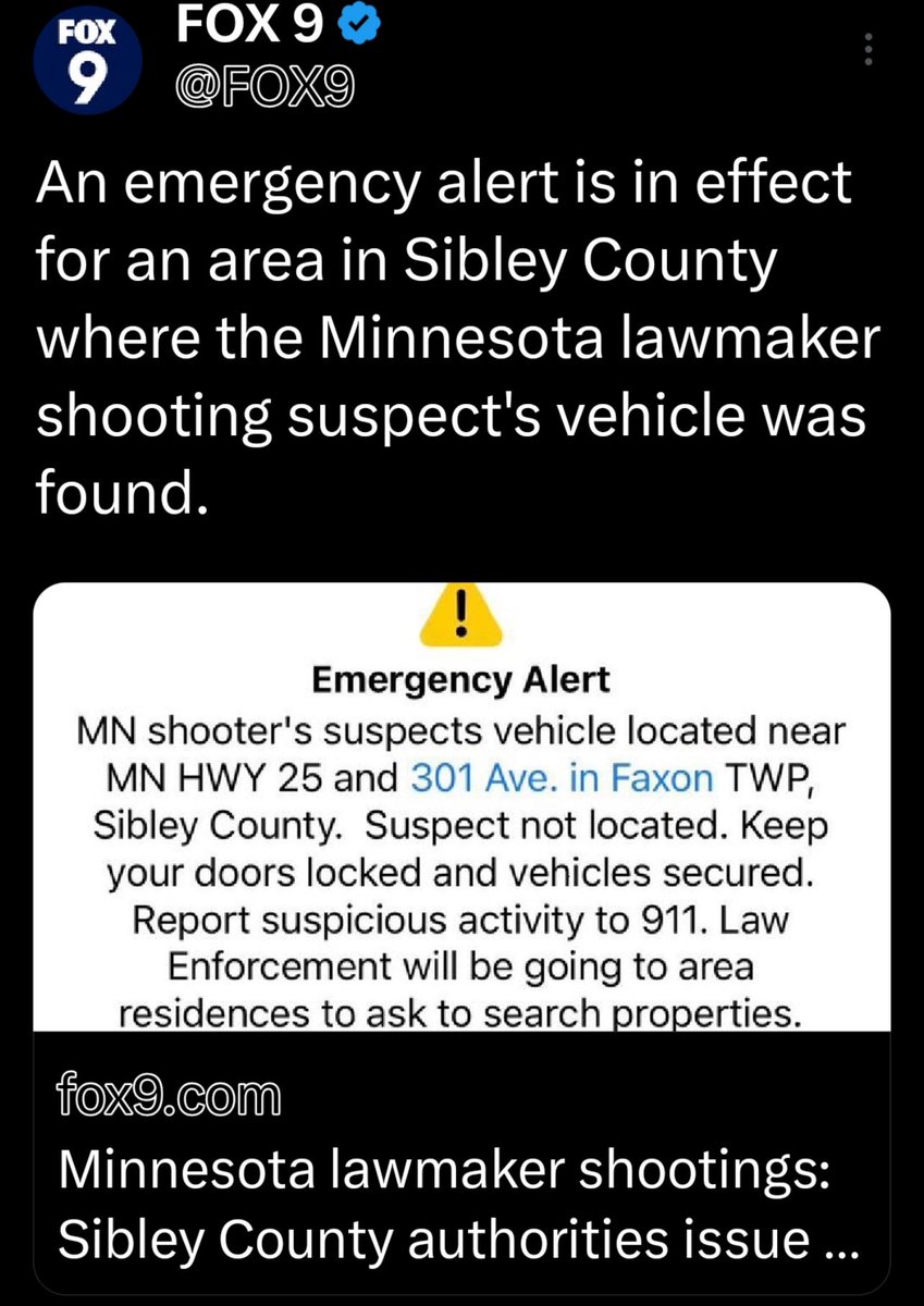 C_H_A_D_L_Y's tweet image. Looks like that Sumbish is still on the loose. Neighbor just sent me this, we live In Sibley…#LockAndLoad