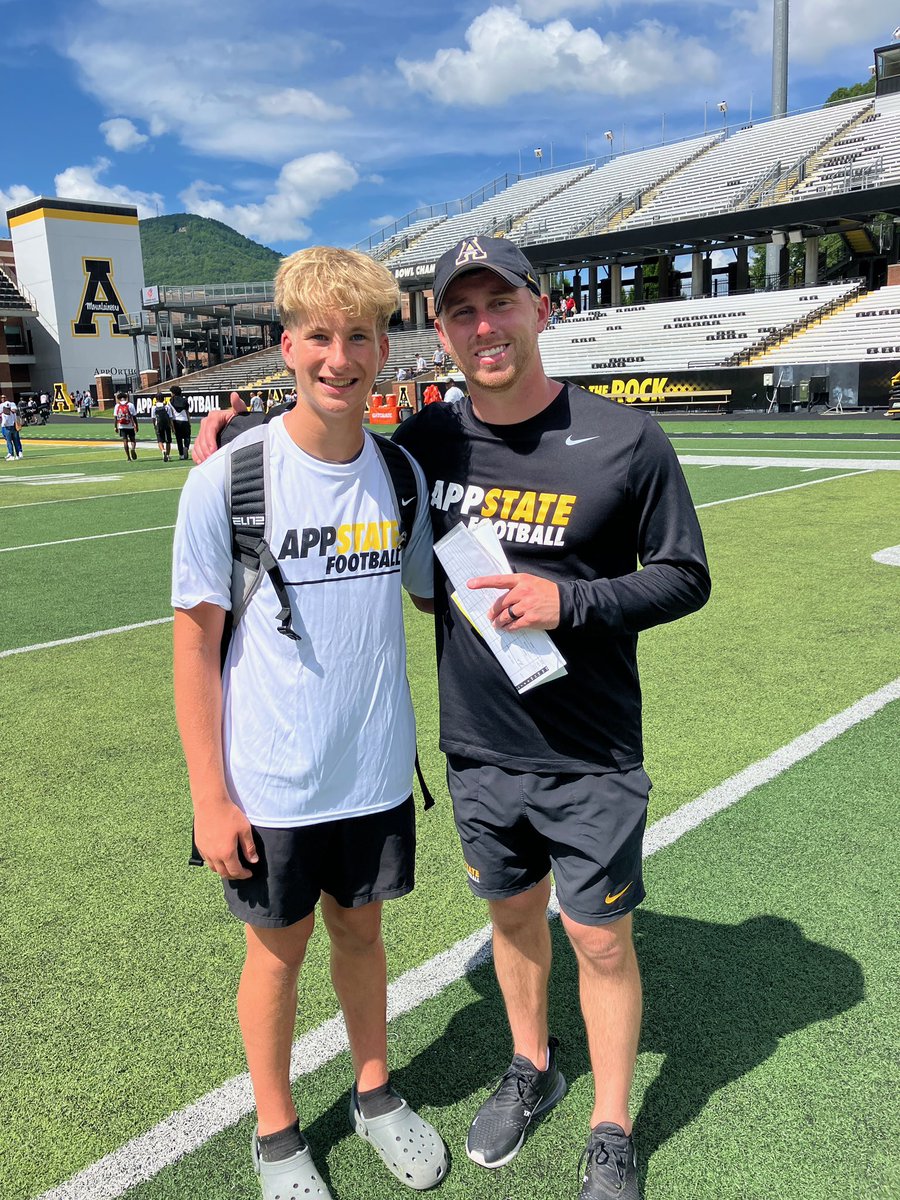 Tate Hutchins tweet media