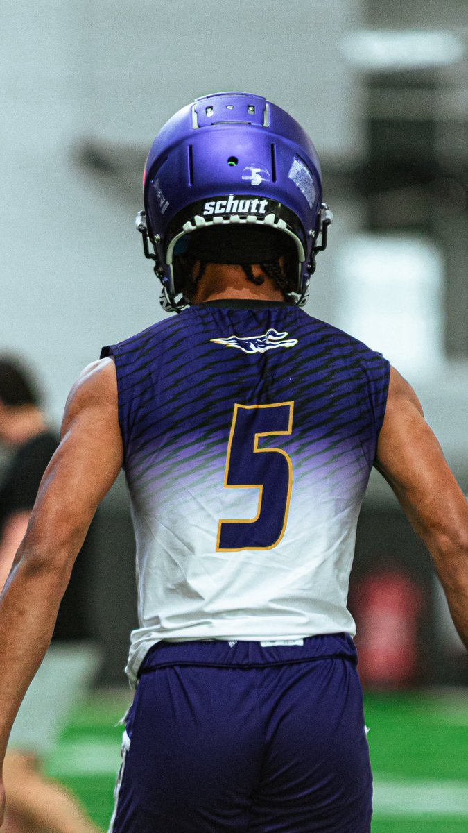 jrc1ark's tweet image. 5
@Coach_Toom @Coach_JMonty @CoachTaylor007 @Hounds_Strength @GreyhoundFball @RecruitJCFball @gobigrecruiting @Ga_Gridiron @RecruitGeorgia