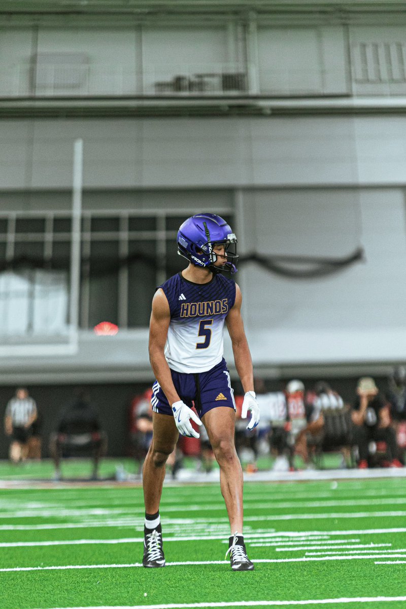 jrc1ark's tweet image. 5
@Coach_Toom @Coach_JMonty @CoachTaylor007 @Hounds_Strength @GreyhoundFball @RecruitJCFball @gobigrecruiting @Ga_Gridiron @RecruitGeorgia
