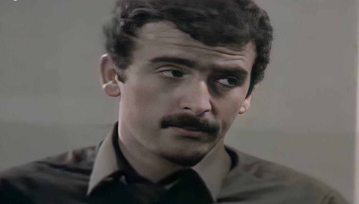 تساؤل اليوم : 

لو عاد فيك الزمن وراء وتشوف مسيرة فنان أو فنانه من بدايتها ، مين راح تختار ؟ 

- أنا بختار مسيرة بسام كوسا وسلوم حداد💛