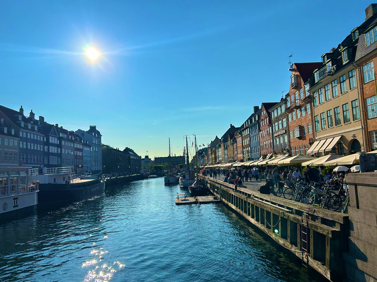 kumakitirou's tweet image. Ado WORLD TOUR 2025 “Hibana”
Copenhagen Royal Arena
とっても綺麗な街で、お客さんも大盛り上がりで素敵でした!!また来たい……!
Photo by @vizkage