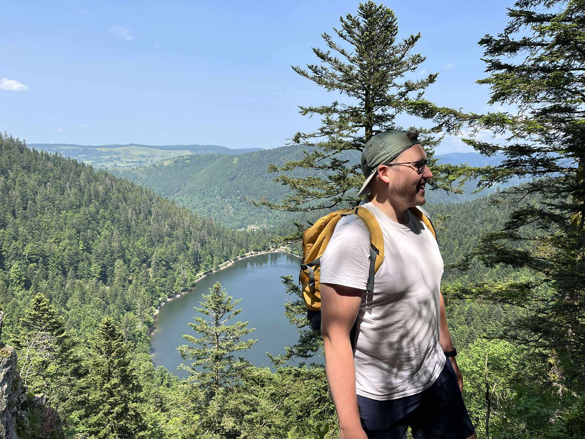 SLAY EN MONTAGNE ⛰️ 
 #LGBTQIAPrideIsBeautiful