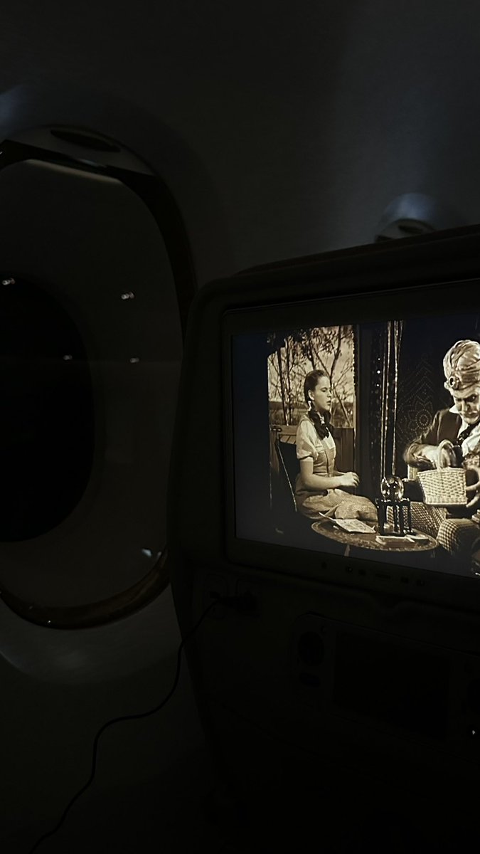 aaron🐝 tweet media