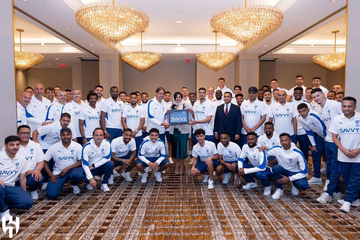 🚨🚨🚨🚨🚨🚨🚨🚨🚨 عاجل: 

سفير خادم الحرمين الشريفين في الولايات المتحدة الأمريكية الأميرة ريما بنت بندر، تزور مقر بعثة #الهلال في واشنطن، لدعم ممثل الوطن قبل بدء مشاركته في #كأس_العالم_للأندية 🇸🇦🤍