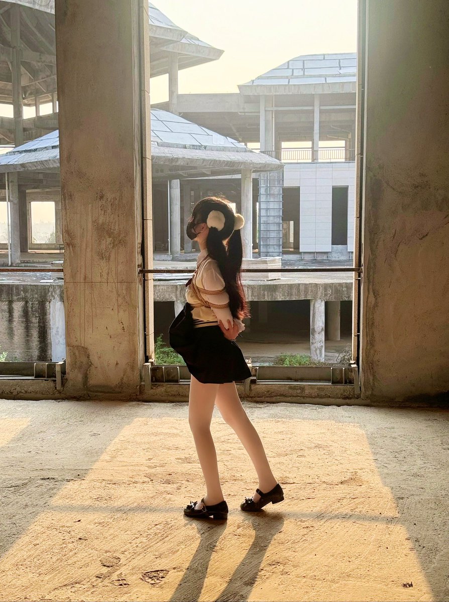 系我吖快开门^ω^