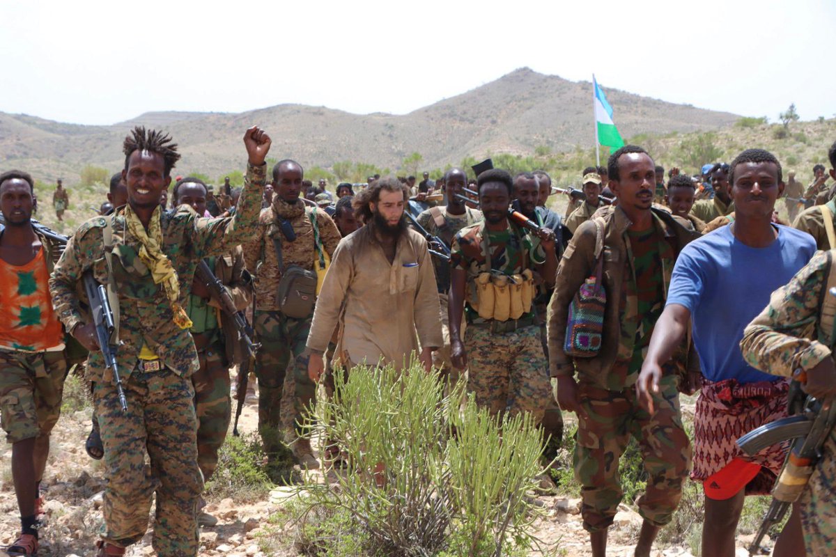 PL_CTOperations's tweet image. The Puntland Counter-Terrorism Forces, currently conducting operations in #Calmiskaad, have presented a captured member of the fleeing #ISIS terrorists who was apprehended during recent operations. The man, a #Turkish national, identified himself as Hassan Atar
#Puntland #Somalia