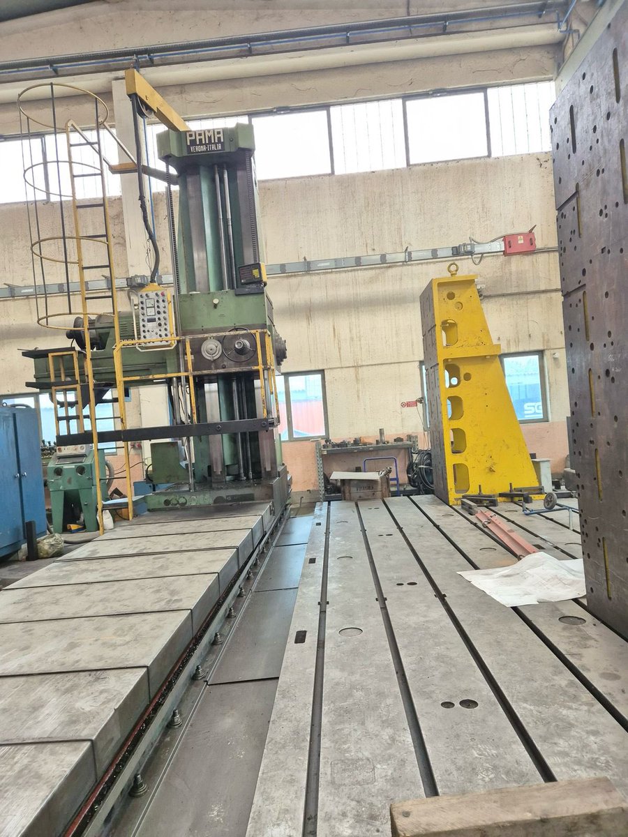 LibertyMetMach's tweet image. Floor Boring Machine - Pama (Italy) ACC 152/330 - Spindle Diameter 152 mm x 6000 mm Longitudinal Travels. 

Machine is complete with Floor Plates, Angle Plates, Facing Chuck, Milling Head, 3-Axis DRO, Etc 

#boringmachine  #horizontalboringmachine #floorboringmachine