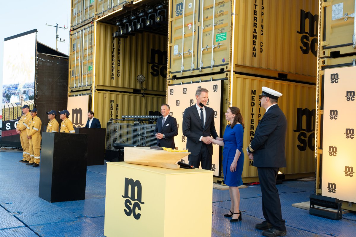 What a day in Hamburg! 💛⚓️

Thank you to everyone who joined us for the #MSCYellowFestival yesterday – a special celebration of our long-standing partnership with the City of Hamburg and the naming of MSC Germany.

1/3
