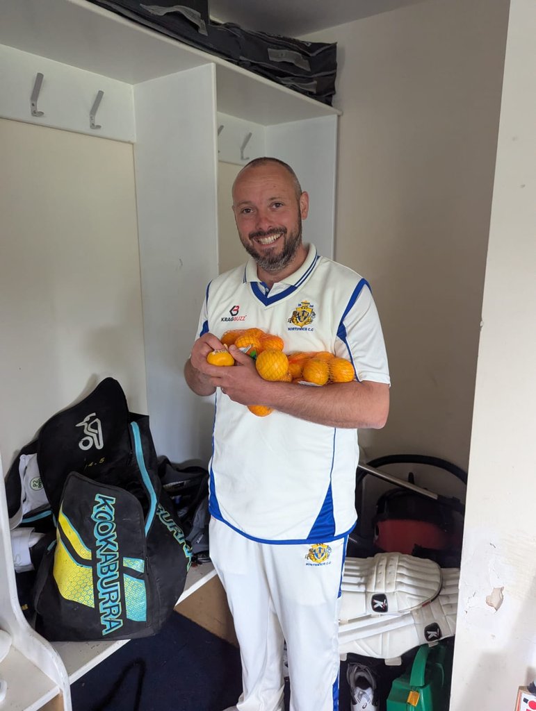 MATCH REPORT: Twos take the spoils....and the oranges #Pitchero
northwichcricketclub.org/teams/267761/m…
