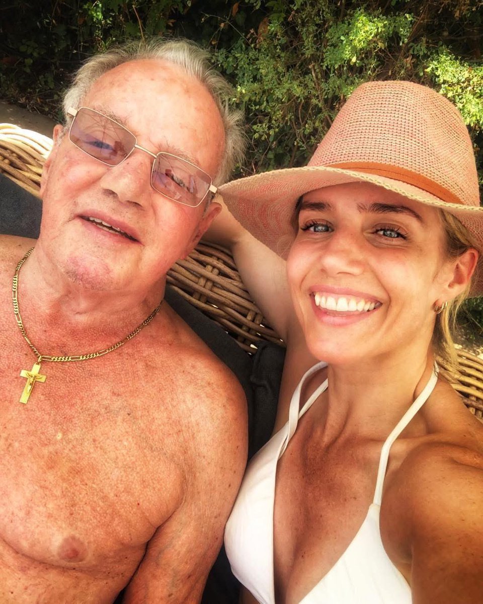 Lisa Dwan tweet media