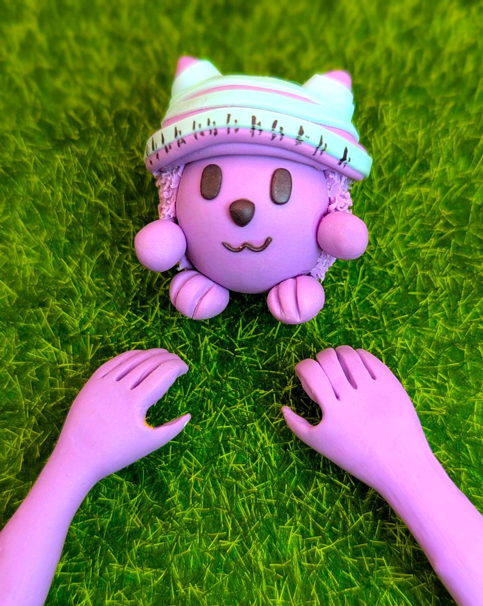 here’s your reminder to touch some grass today 🌱
it helps more than you think 💜