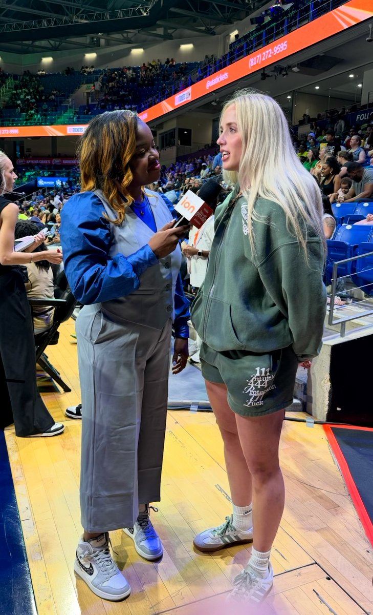SportsShaVonne's tweet photo. Hailey Van Lith has been stepping up for the Chicago Sky! Sheβs been playing with confidence and resilience, she belongs in the WNBA. Even today, sheβs making an impact on the court! πͺπ #WNBA #HaileyVanLith https://t.co/OjTVZZ3J7o