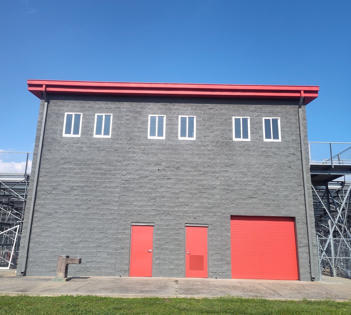 Thank you to Ever Painting for the update to the Travis Stadium press box! 

Ever Painting, LLC
Commercial &amp; Residential 
832-342-4119