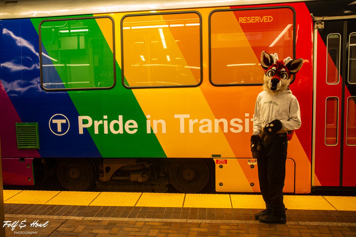 Queer deer likes trains

<a href="/sillylittledeer/">🦌 Sochi 🔜 AC</a>