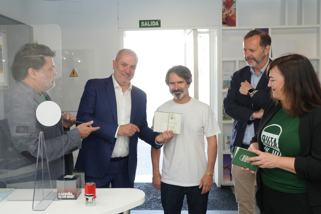 👣 A Coruña conta con dous novos selos firmados por Héctor Francesch para a Ruta N-VI

👟 As estampas poñen en valor a cultura e o patrimonio da cidade entre as persoas participantes desta iniciativa

ℹ️: i.gal/jC6Nl