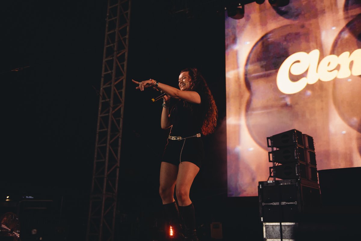 lidofestival (@lidofestival) on Twitter photo Feeling happier now we’ve seen <a href="/clementinetunes/">Clementine Douglas 🍊</a>
Photo: Patrick Gunning
#LIDO #ClementineDouglas Feeling happier now we’ve seen <a href="/clementinetunes/">Clementine Douglas 🍊</a>
Photo: Patrick Gunning
#LIDO #ClementineDouglas